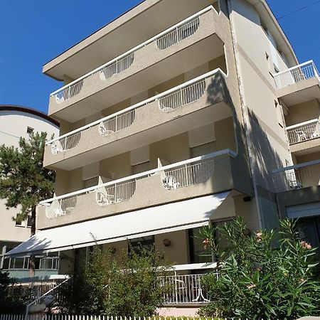B&B Domus Mea チェゼナーティコ エクステリア 写真